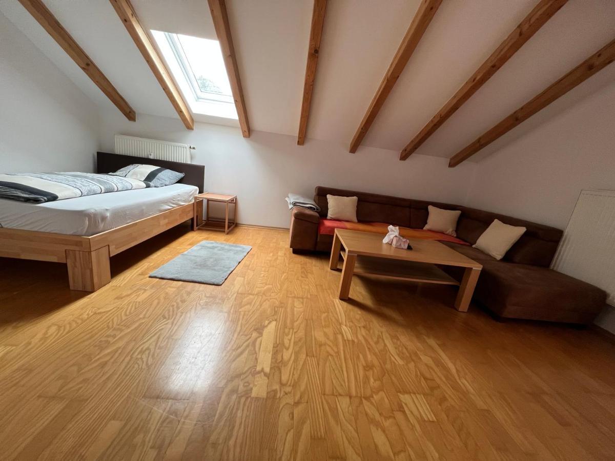 D&R Appartement Bei Rosenheim Exterior foto
