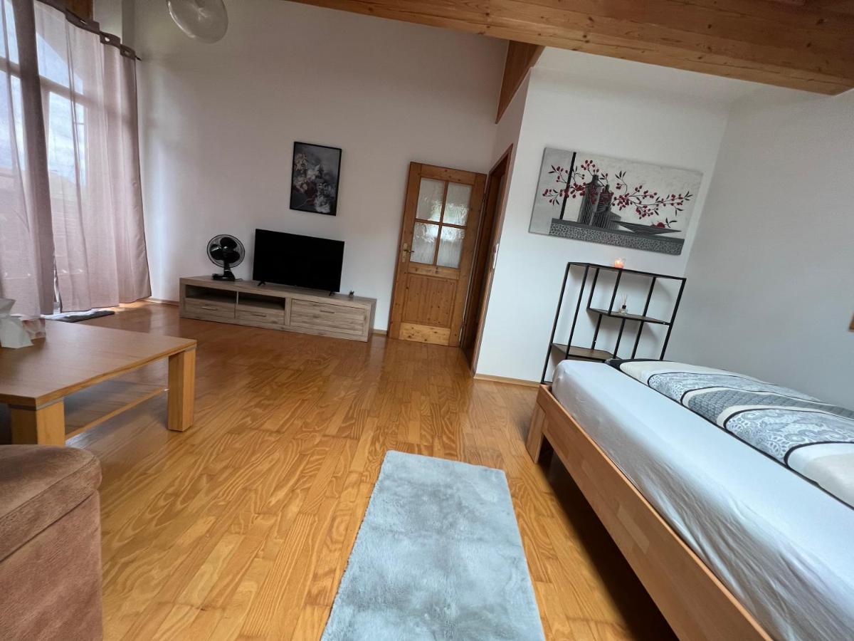 D&R Appartement Bei Rosenheim Exterior foto